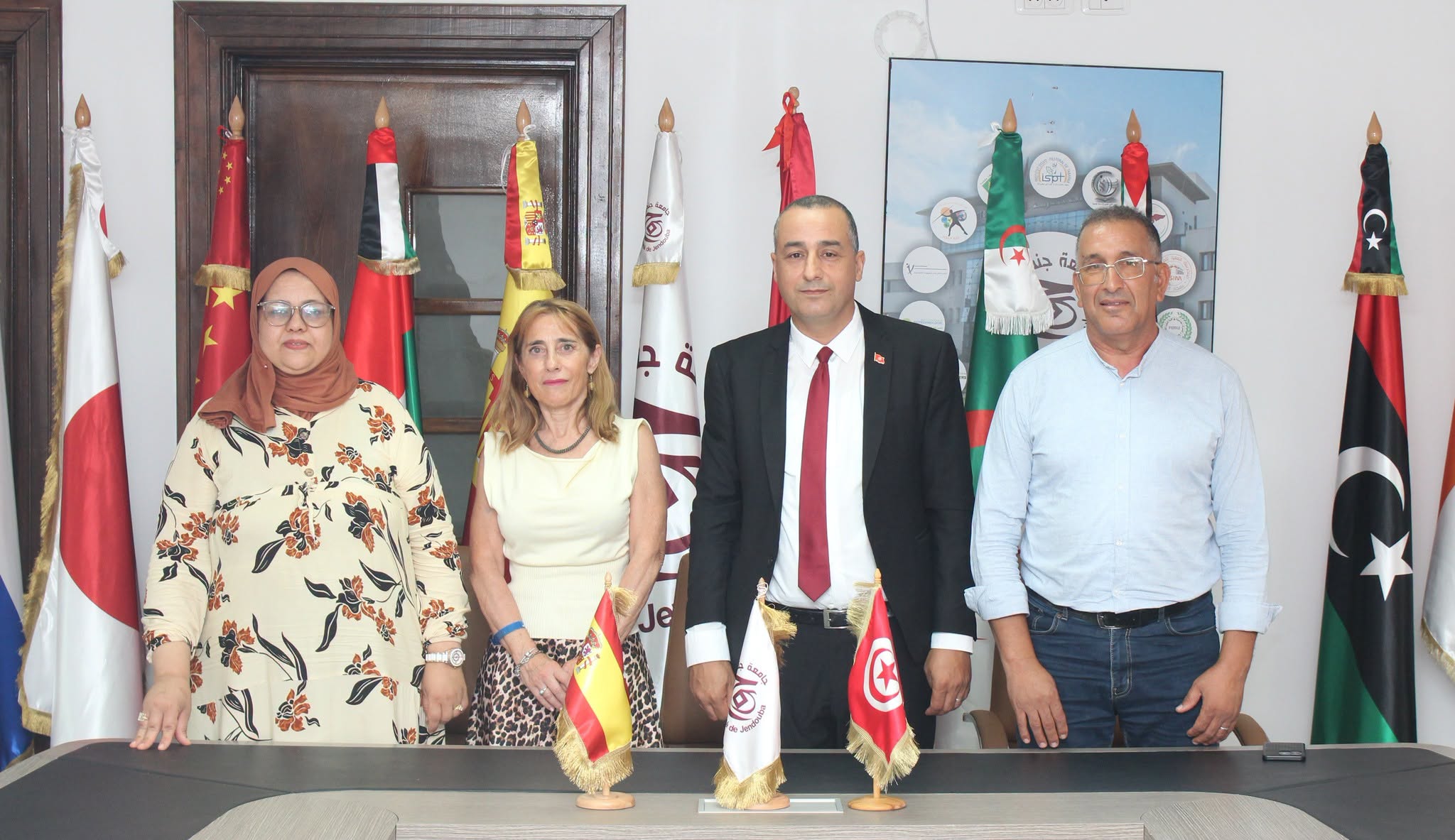 Visite de la représentante de la coopération internationale de l'Université de Séville à l'Université de Jendouba.
